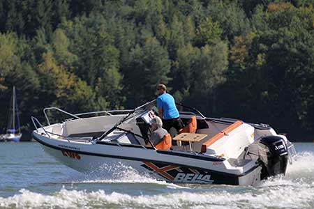Motorboot